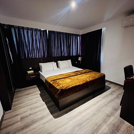 Al Joude Hotel Irbid Exteriör bild