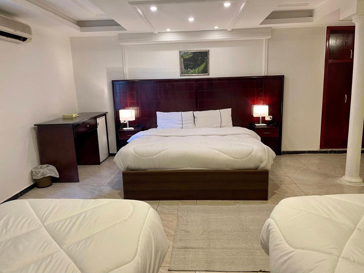 Al Joude Hotel Irbid Rum bild